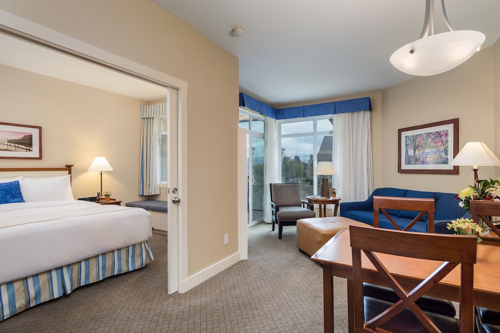 Summerland Waterfront Resort Spa 14/72