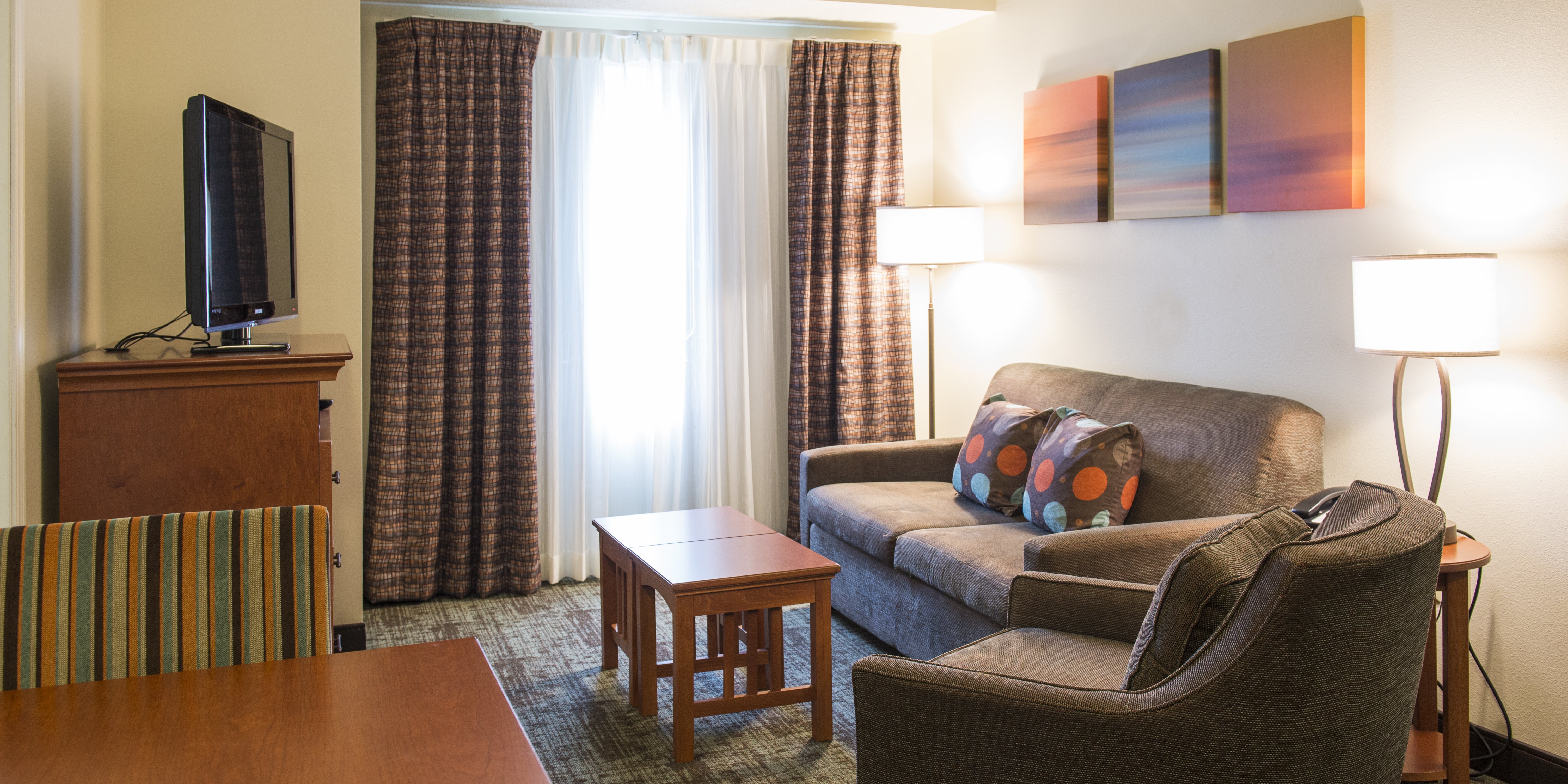 Staybridge Suites Fargo 22/53