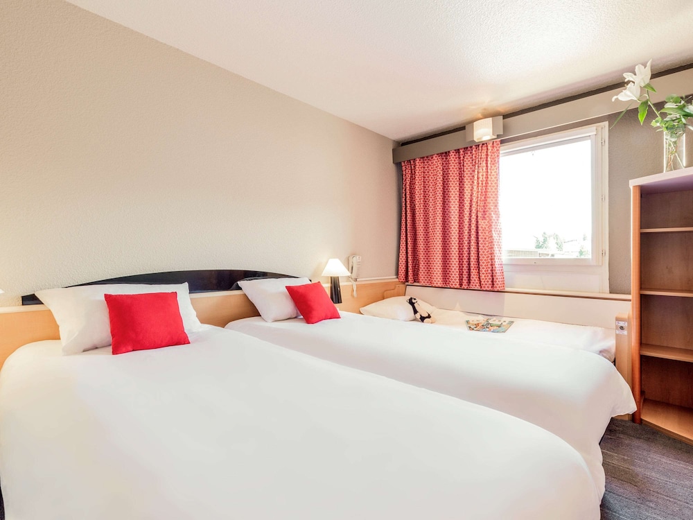 B&B HOTEL Lourdes Centre Gare 3 etoiles 15/48