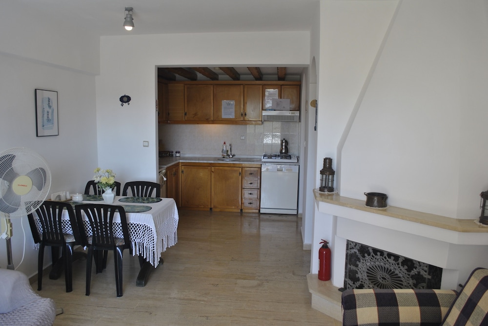 Hotel Dionysia 18/69