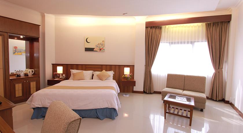 Karang Setra Hotel 15/25