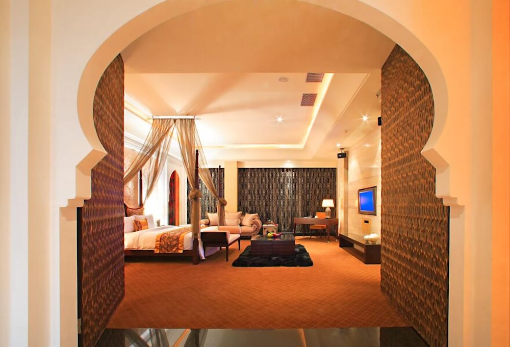 Amain Boutique Motel Tu Cheng 57/69