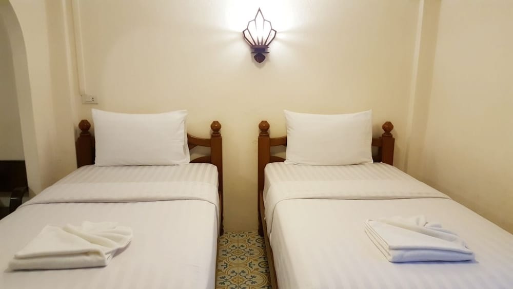 Nan Lanna Hotel 13/25