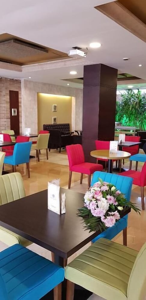 Ceasar S Park Hotel 36/50