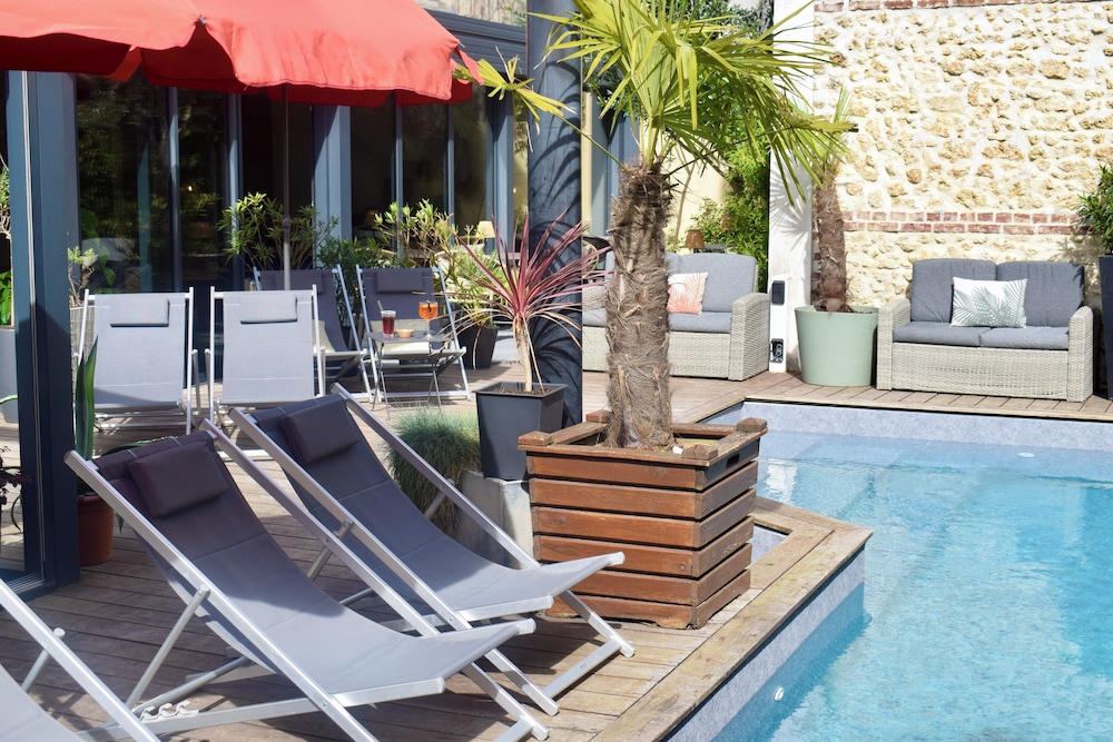 Hotel Le Trophee 72/76