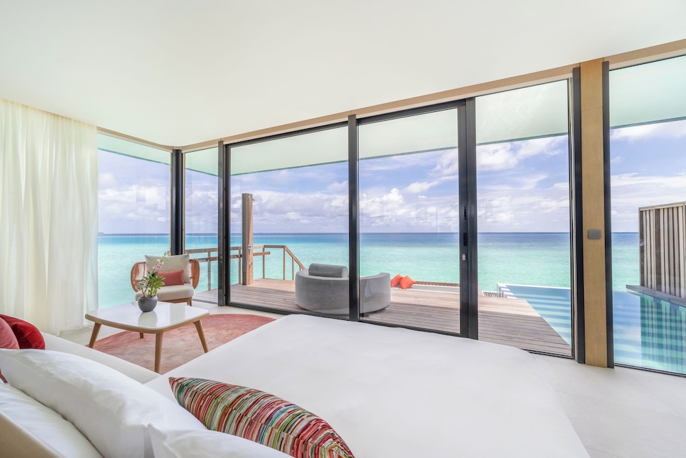 SO/ Maldives 28/69