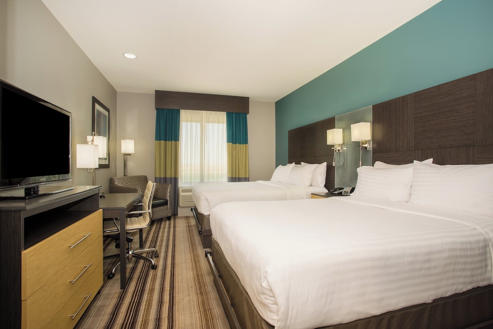 Holiday Inn Express Hotel Suites Amarillo West 23/71
