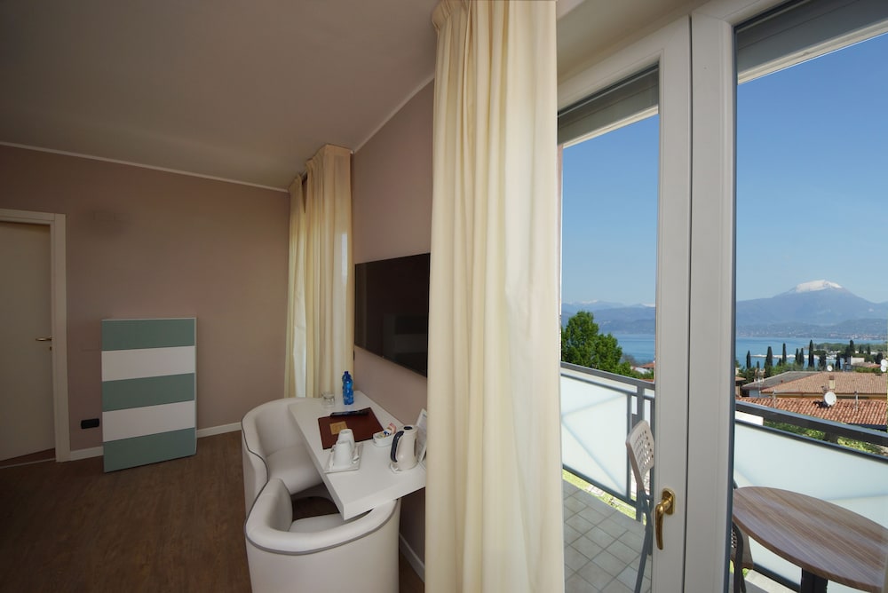 Hotel Clarin 14 By Dori 37/67