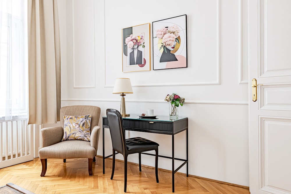 House Beletage 49/71