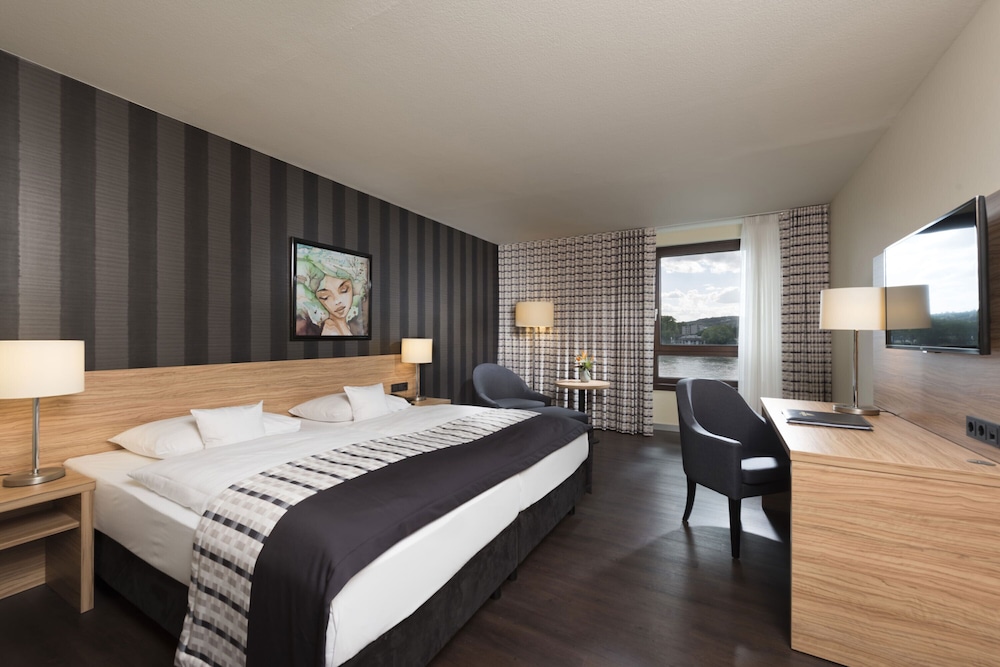 Maritim Hotel Koenigswinter 15/71