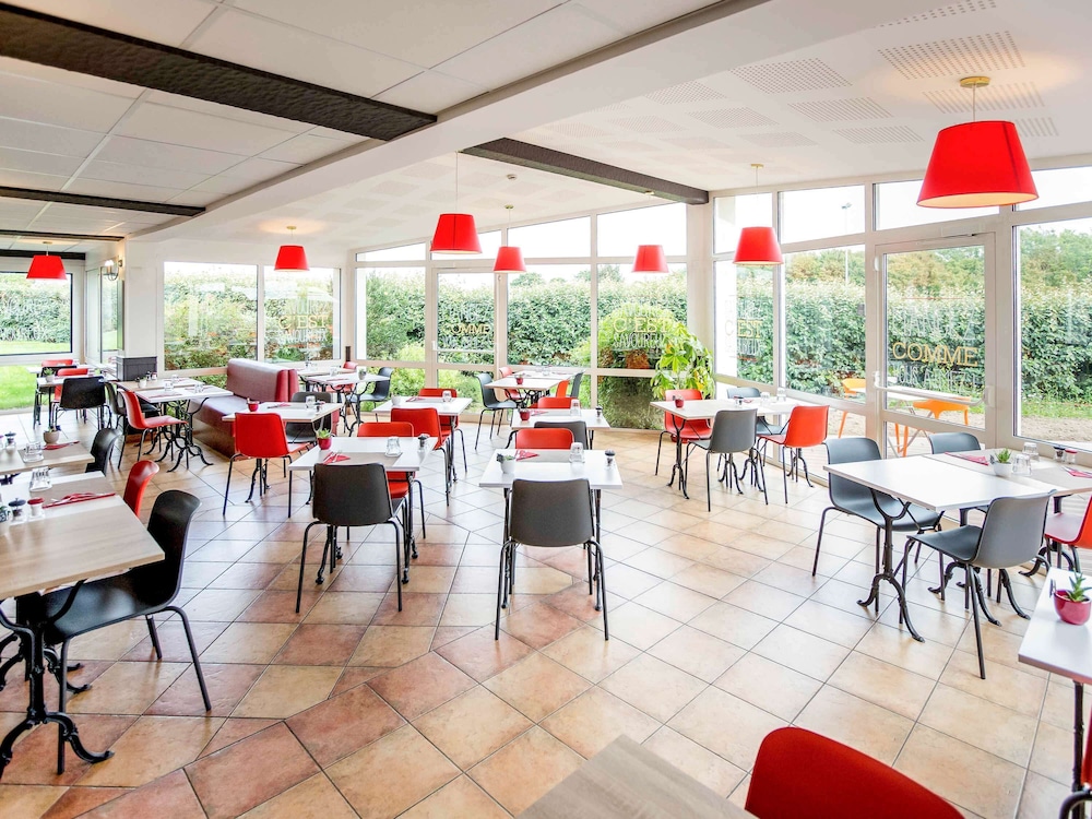 IBIS CHERBOURG LA GLACERIE 60/77