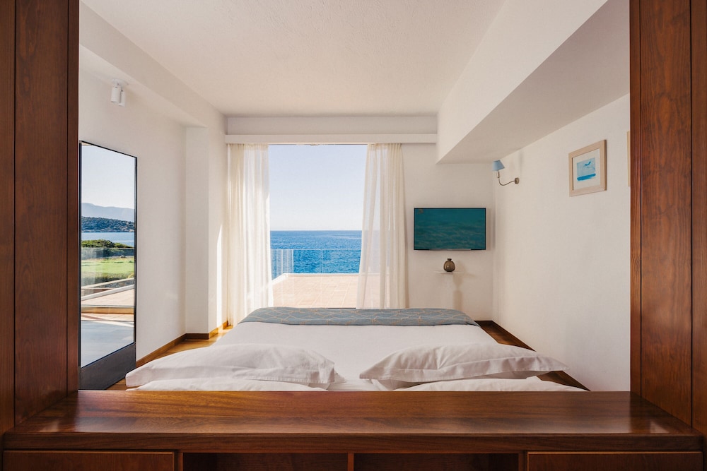 Club, Junior Suite, Double Bed, Sea Front