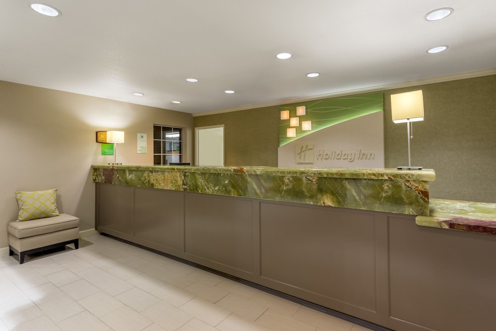 HOLIDAY INN AUBURN 10/57
