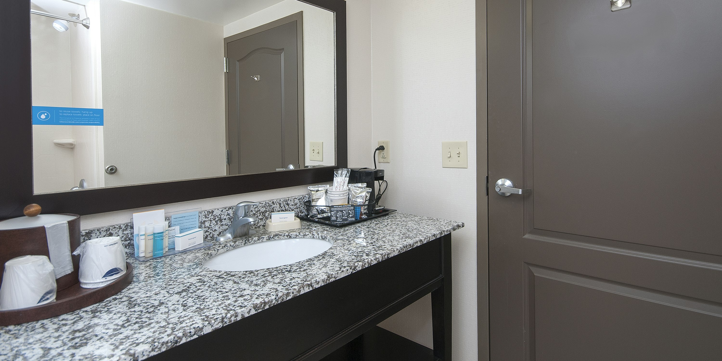 Hampton Inn Suites Seneca Clemson Area Sc 70/74