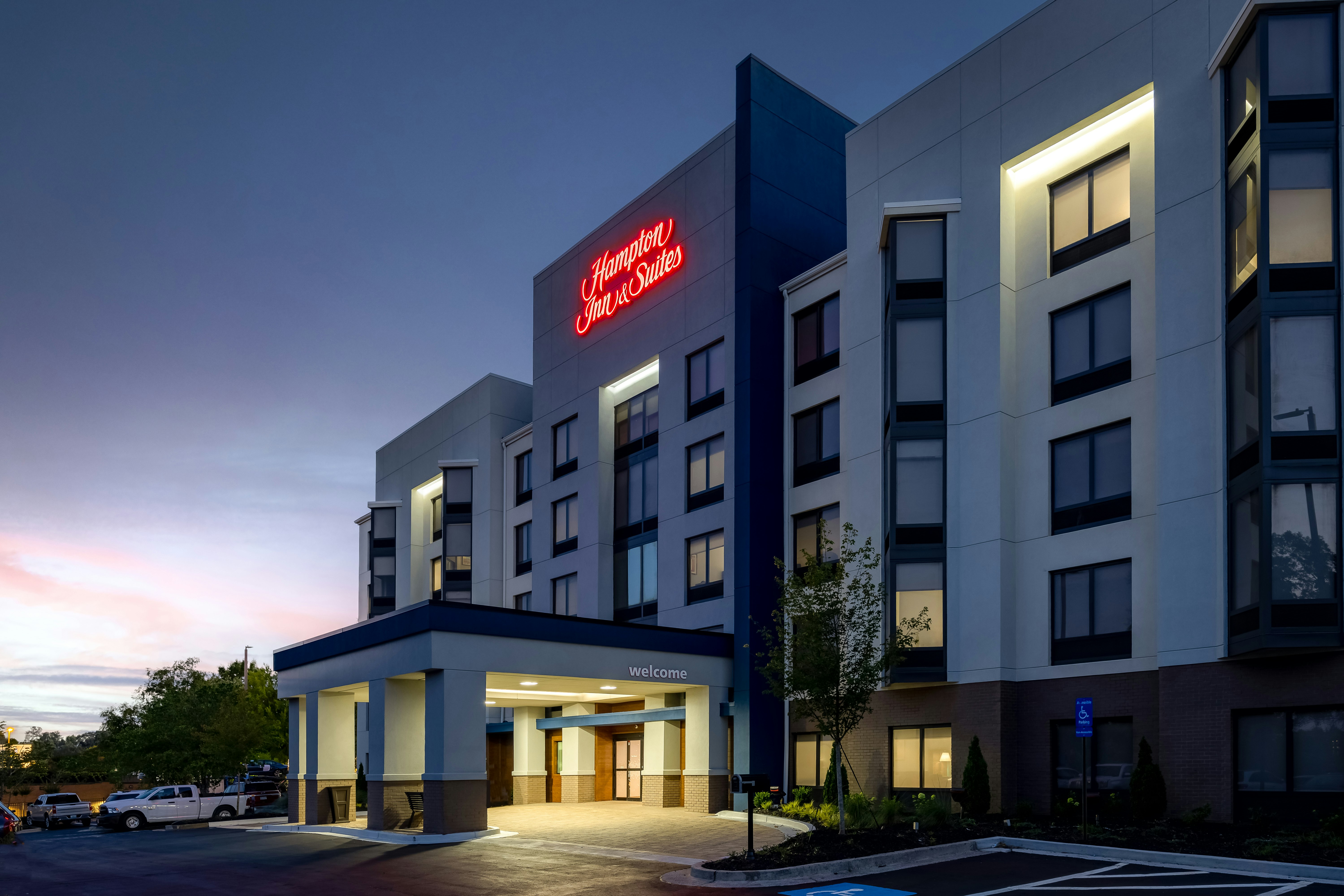 Hampton Inn Alpharetta Roswell Ga 39/42