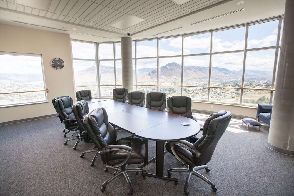Residence & Conference Centre - Kamloops 53/61