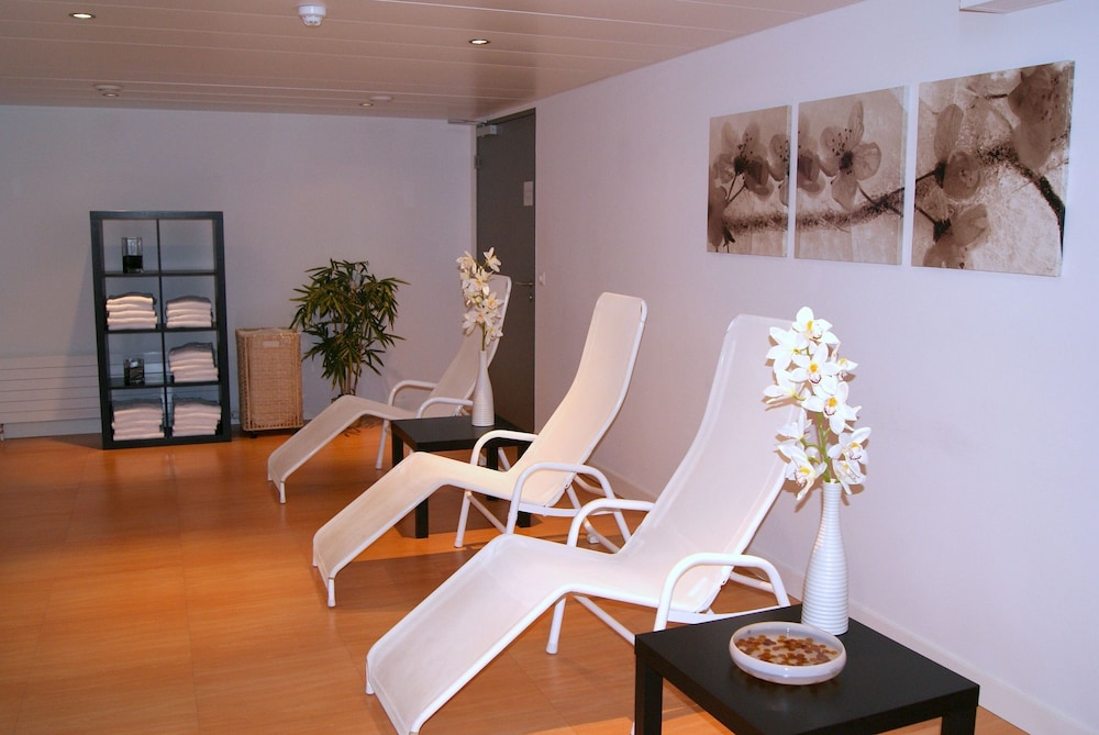 Airport Hotel Basel 31/46