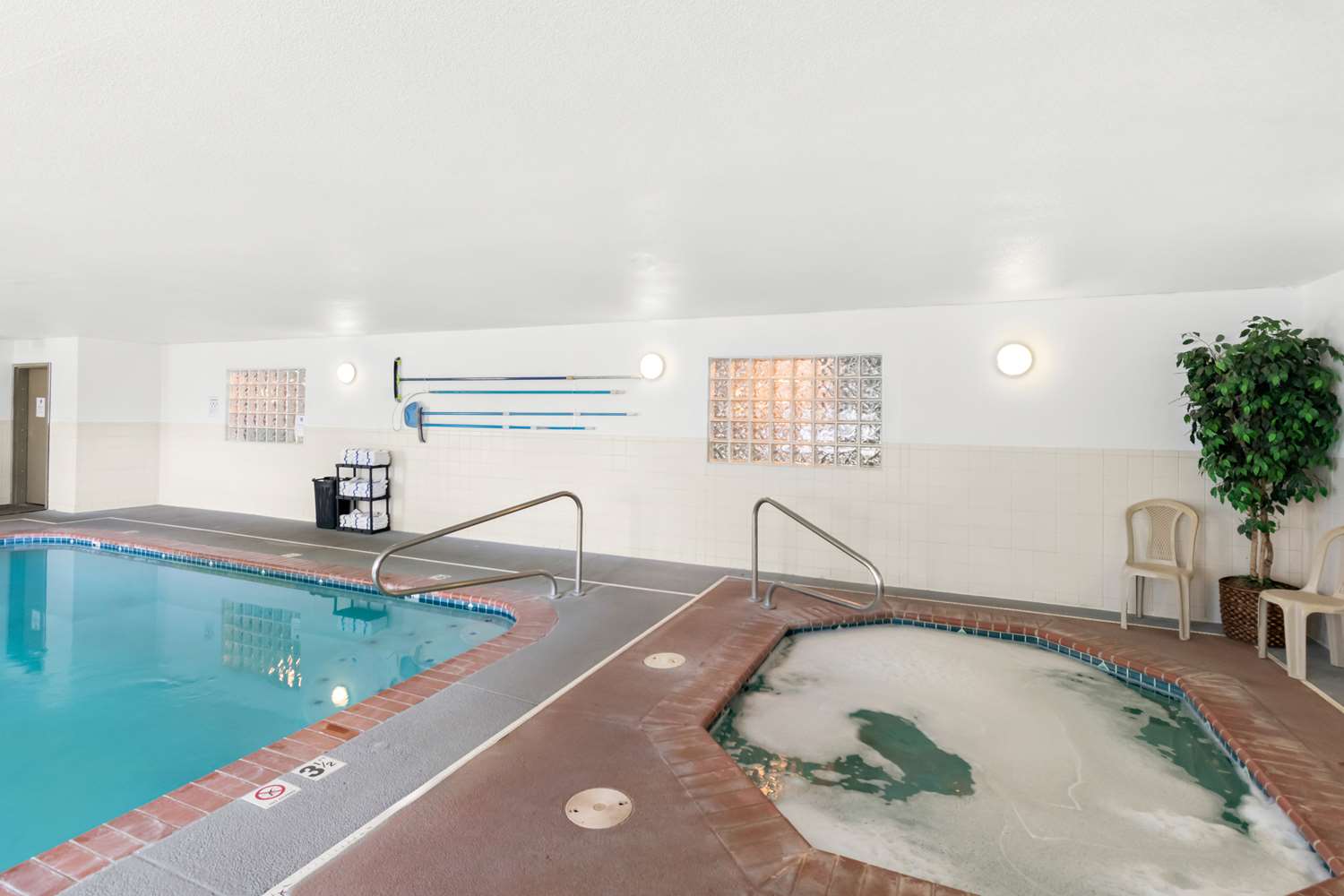 Guesthouse Kelso Longview 24/39