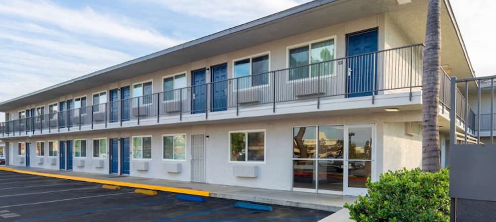 Motel6 Fontana in FONTANA - CA