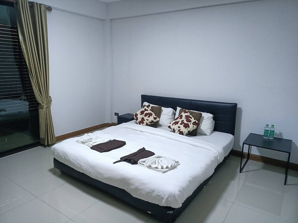 Soft Dormtel Chiangmai 6/37