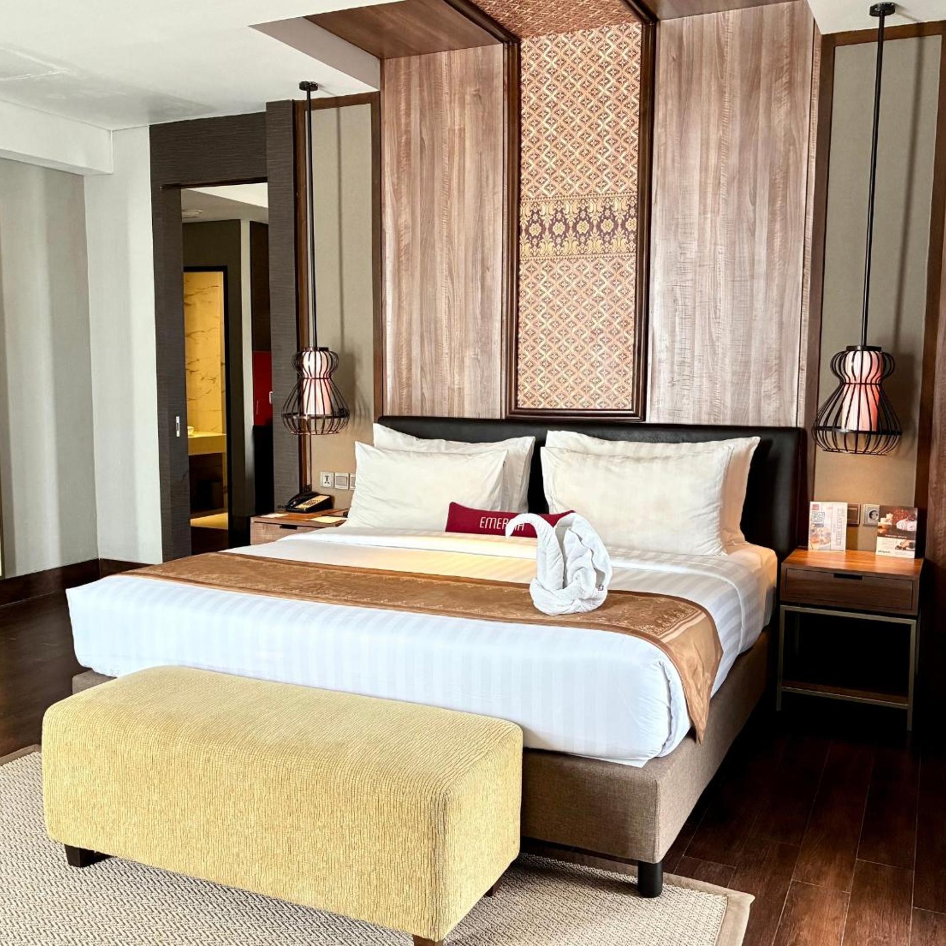 Suite, King Bed