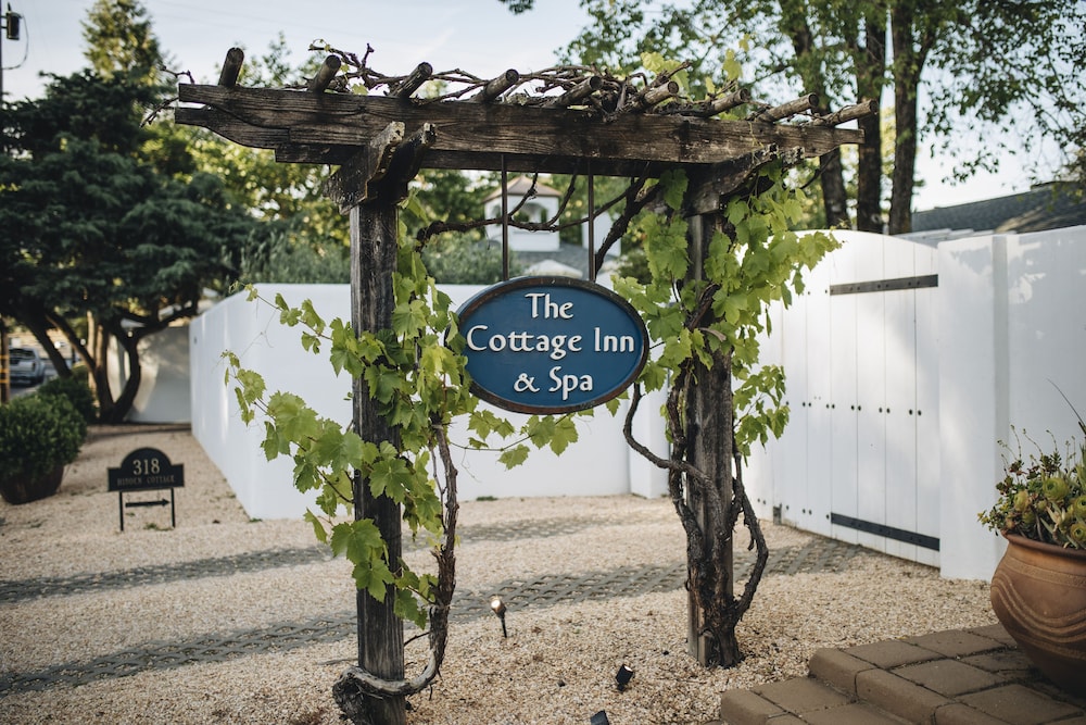 Cottage Inn & Spa 60/72
