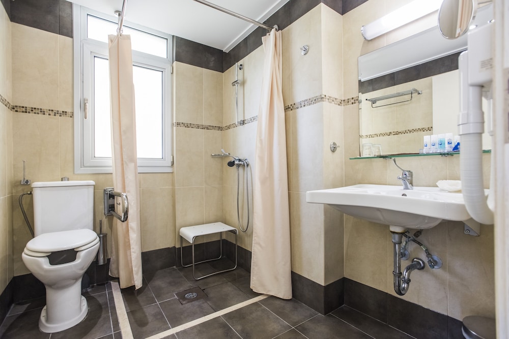 غرفة بسريرين منفصلين بإطلالة على الجبل مع أريكة، Almiriki Chios Rooms & Apartments 6/6
