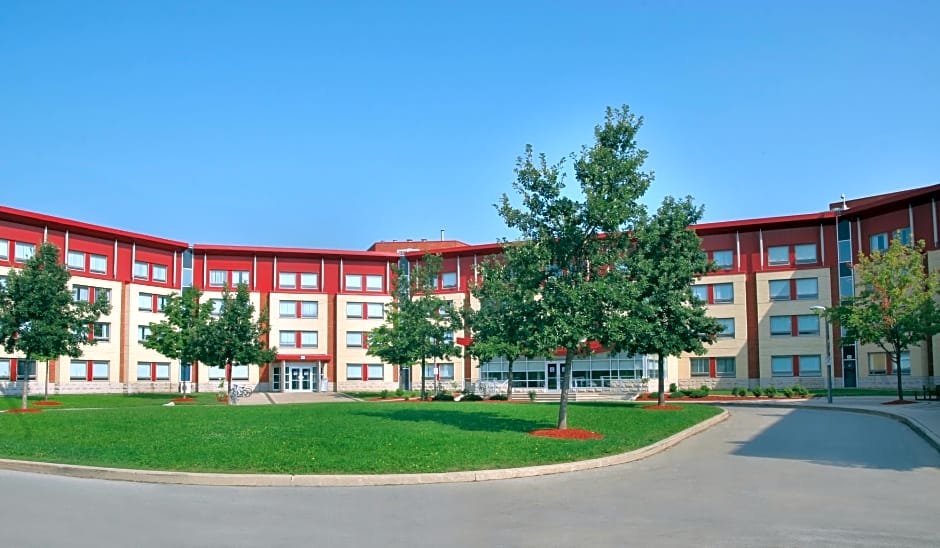 Residence & Conference Centre - Oakville 26/29