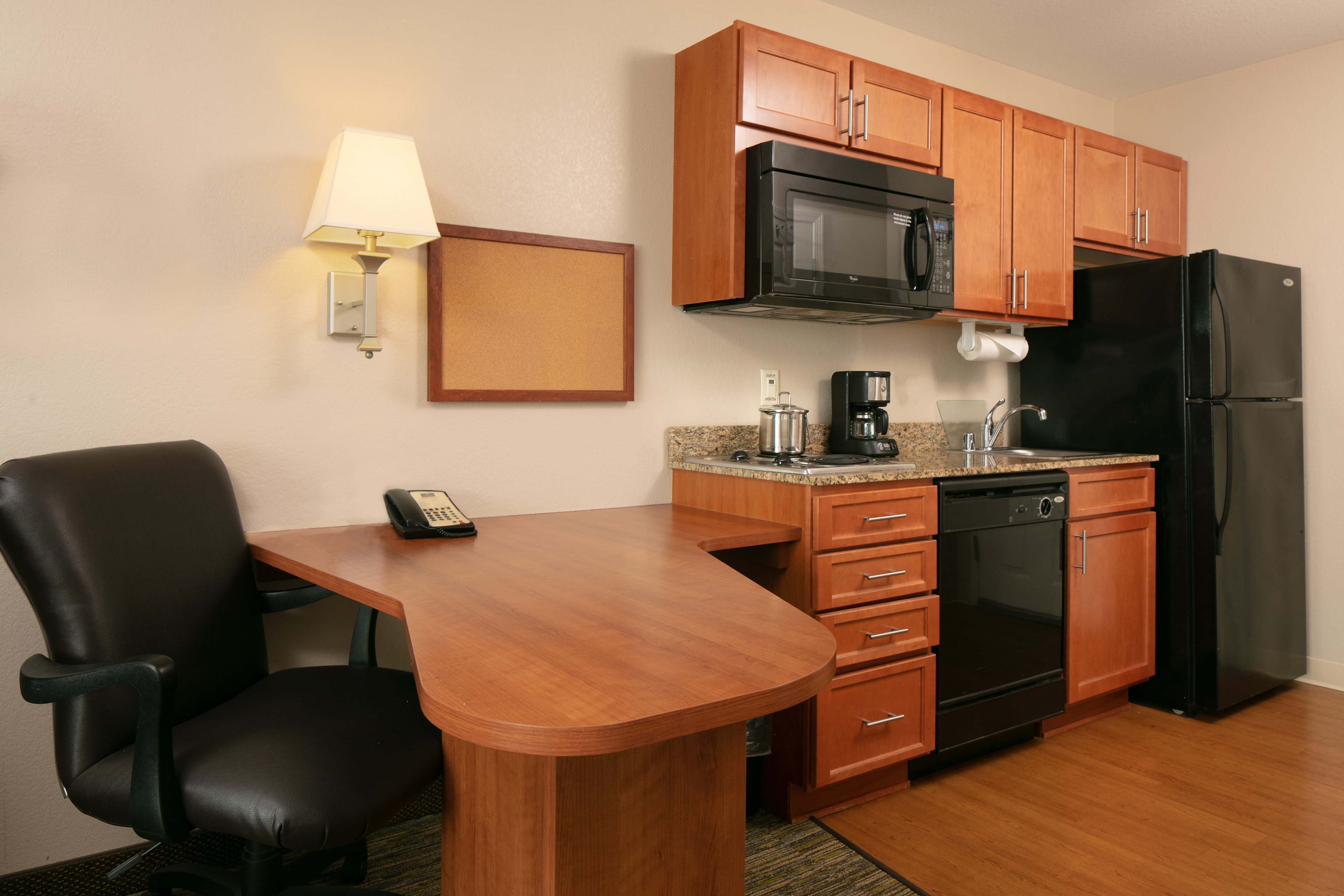 Candlewood Suites La Crosse 35/41