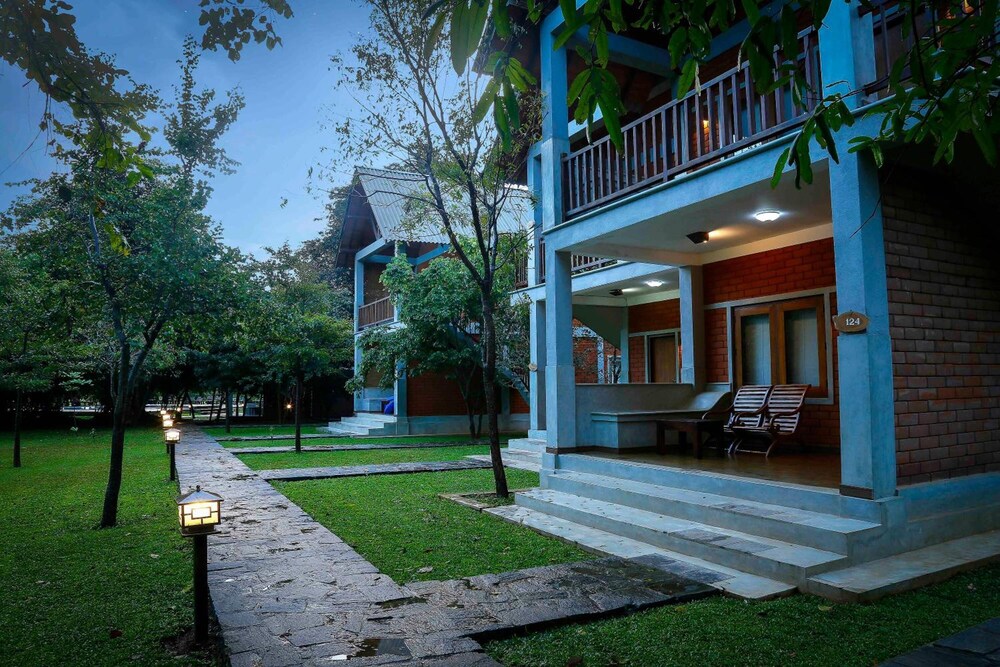 Elephas Resort & Spa 33/40