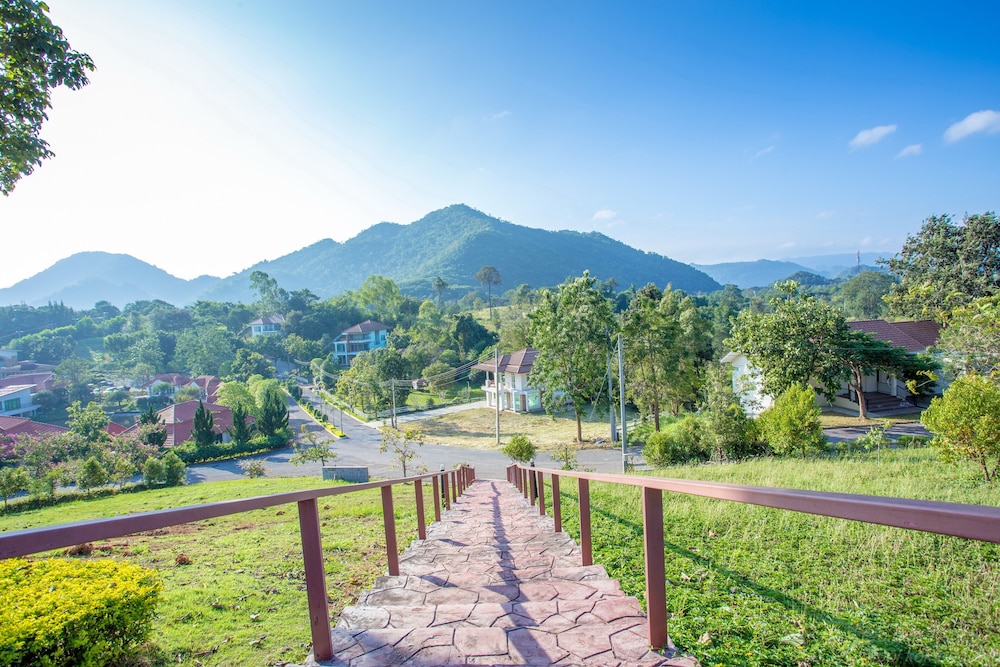 Thongsathit Hill Resort Khao Yai 45/54