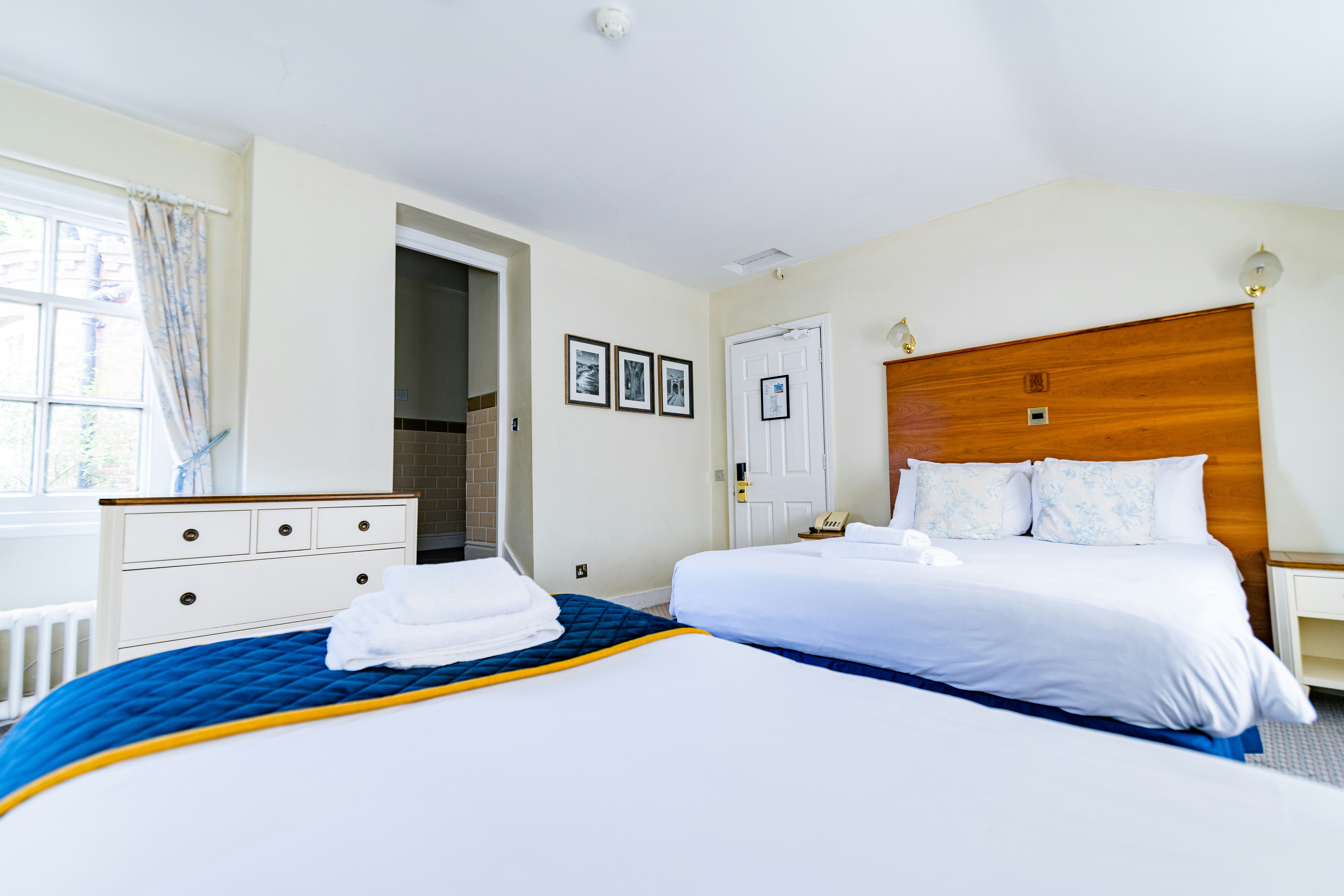 Family, 1 Double and 1 Single Bed