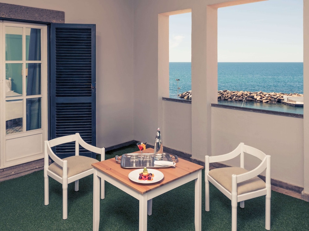 Mercure Civitavecchia Sunbay Park Hotel 48/65