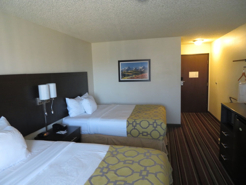 SureStay Plus by Best Western Montrose 15/48