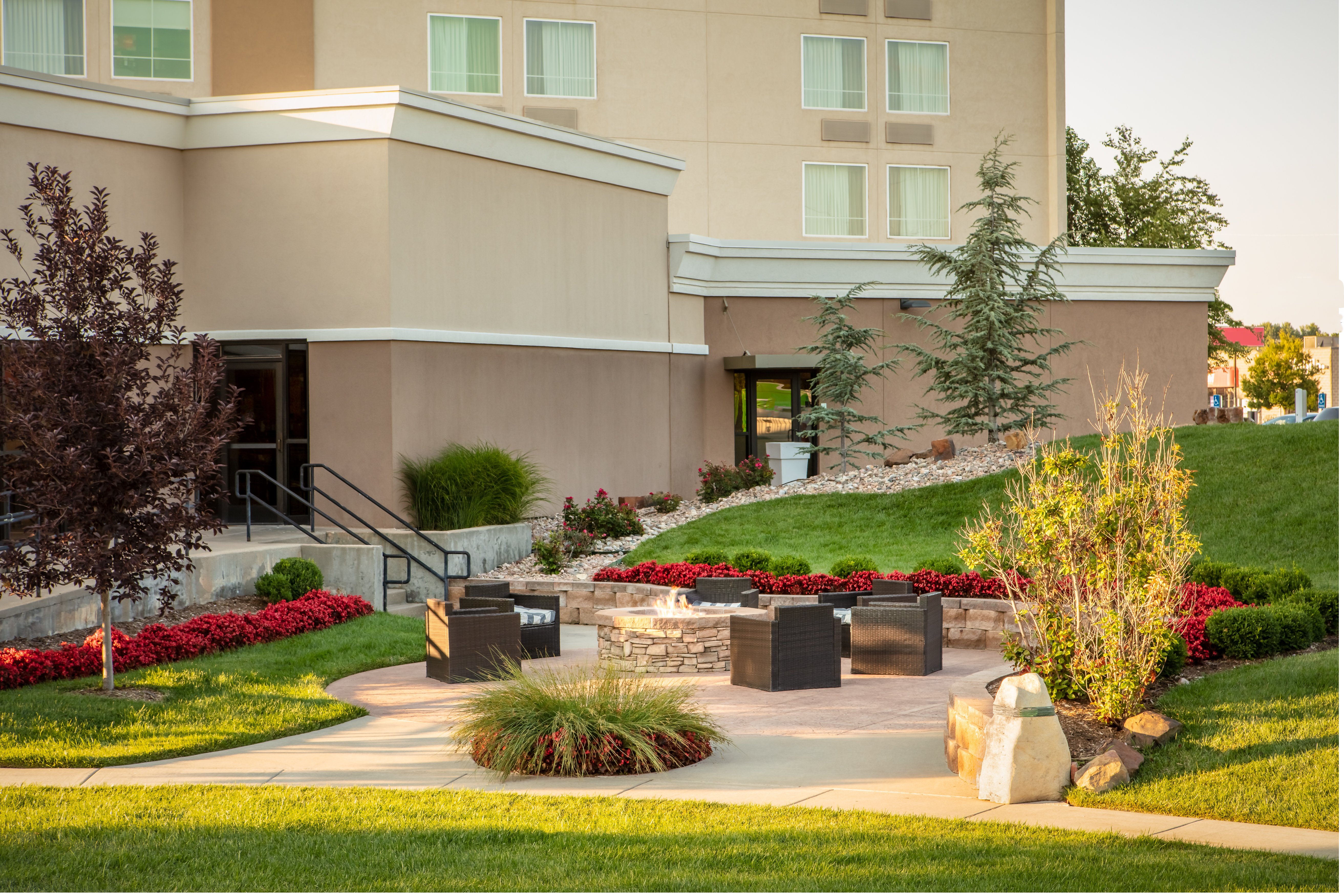 Holiday Inn Wichita East I 35 77/77