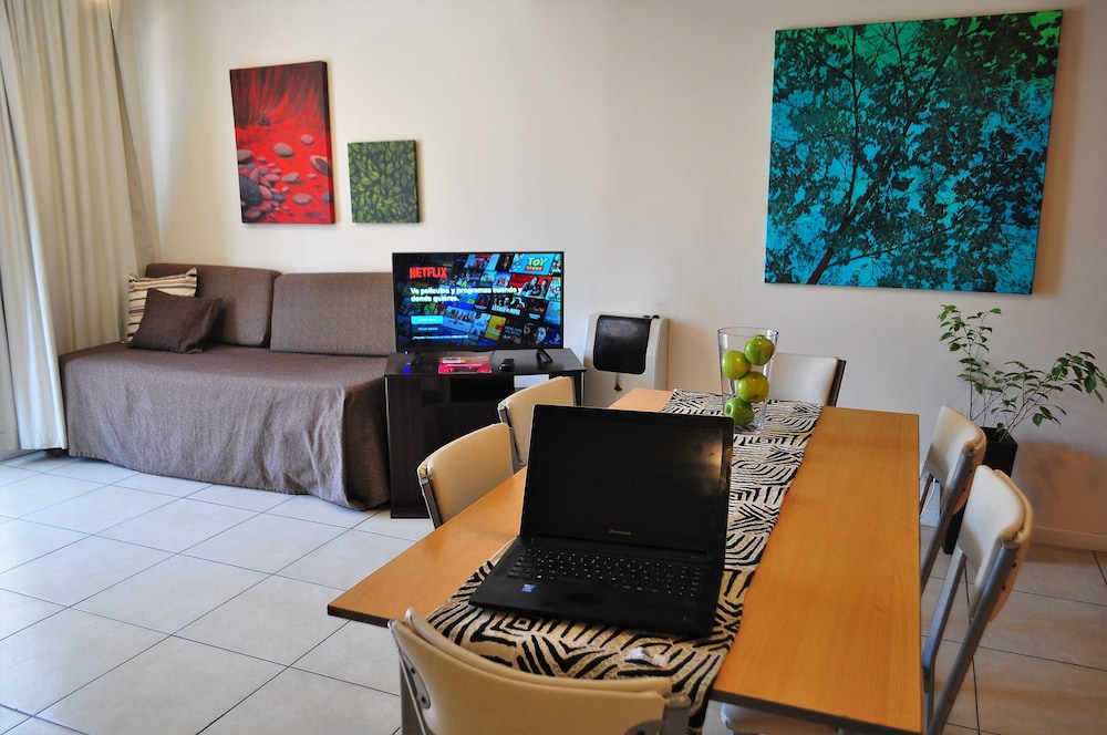 Uvas Apart Hotel 30/50