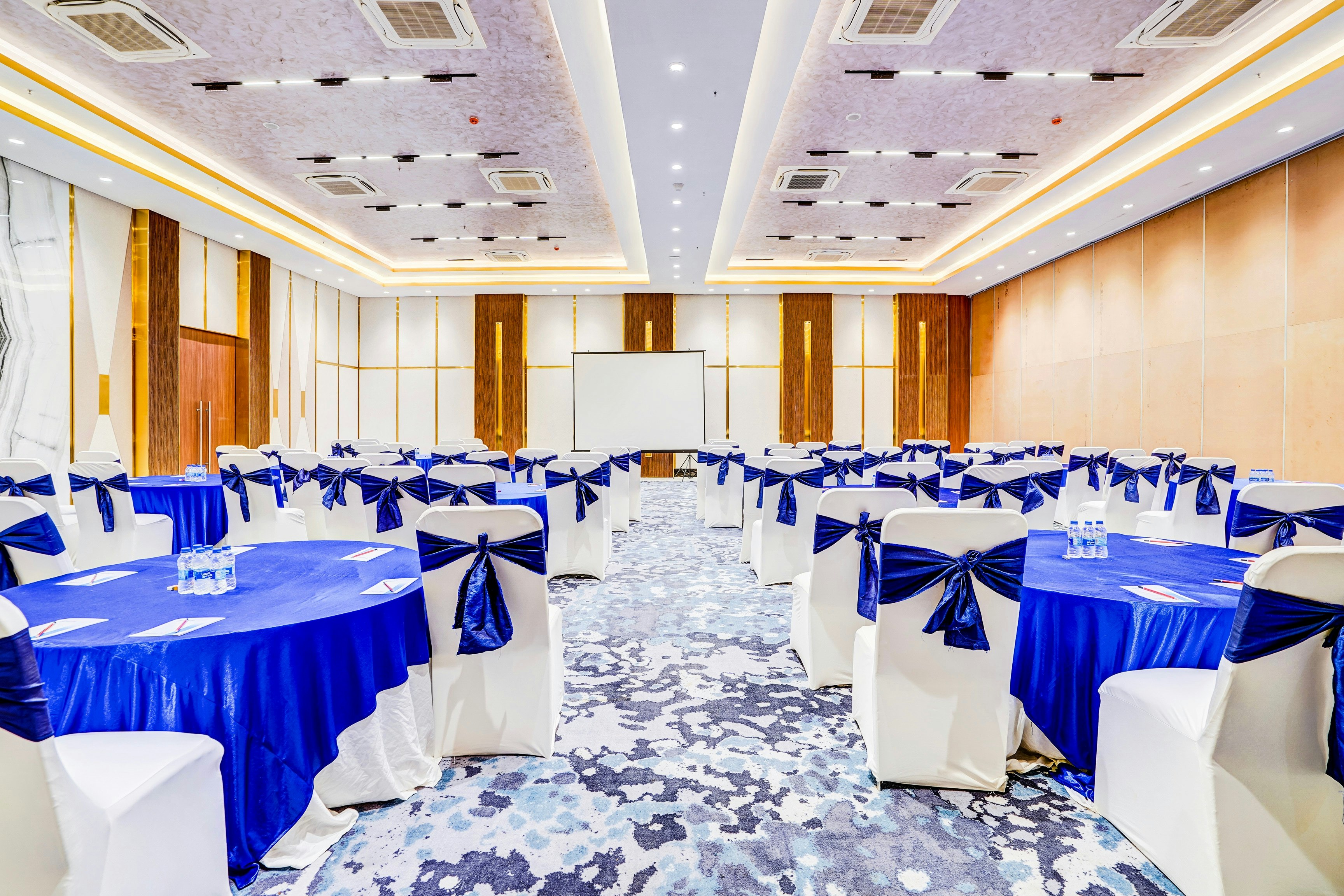 Sunday Hotel & Residence Gurgaon 33/50