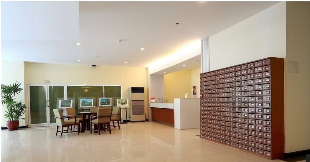 Patong Beach Phuket Villa Condo 8/50