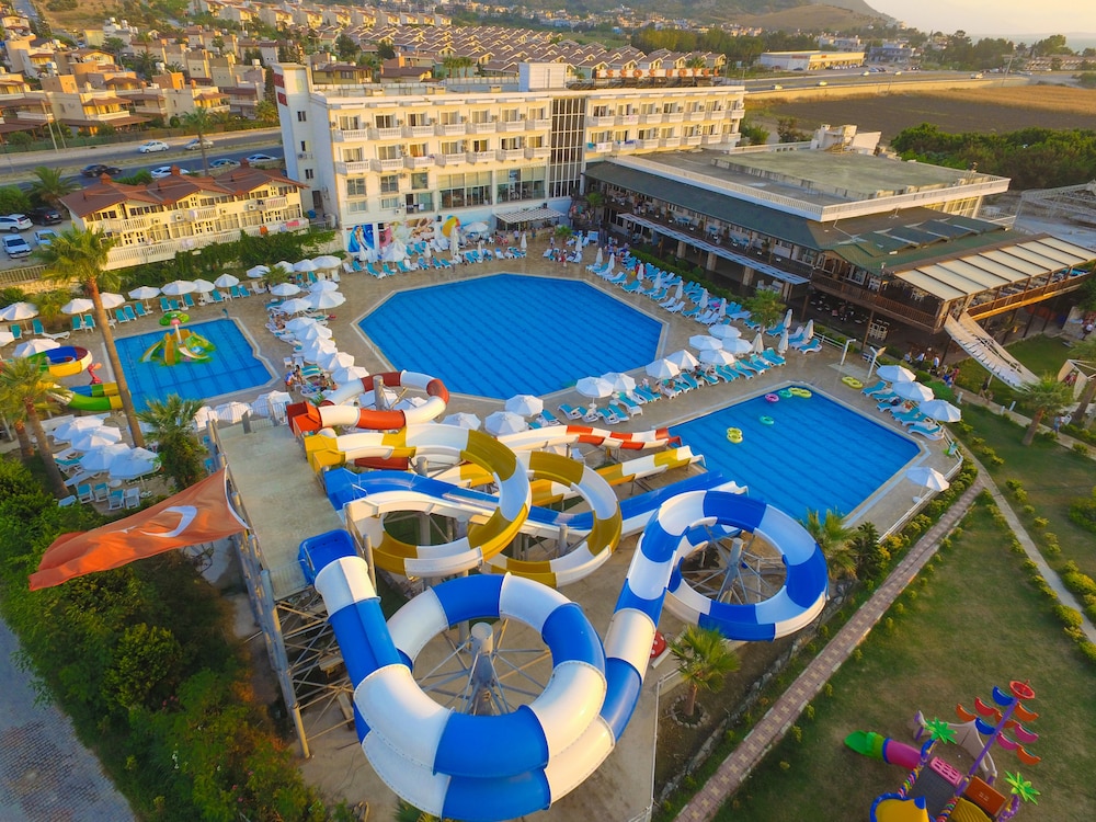Issos Otel 8/11