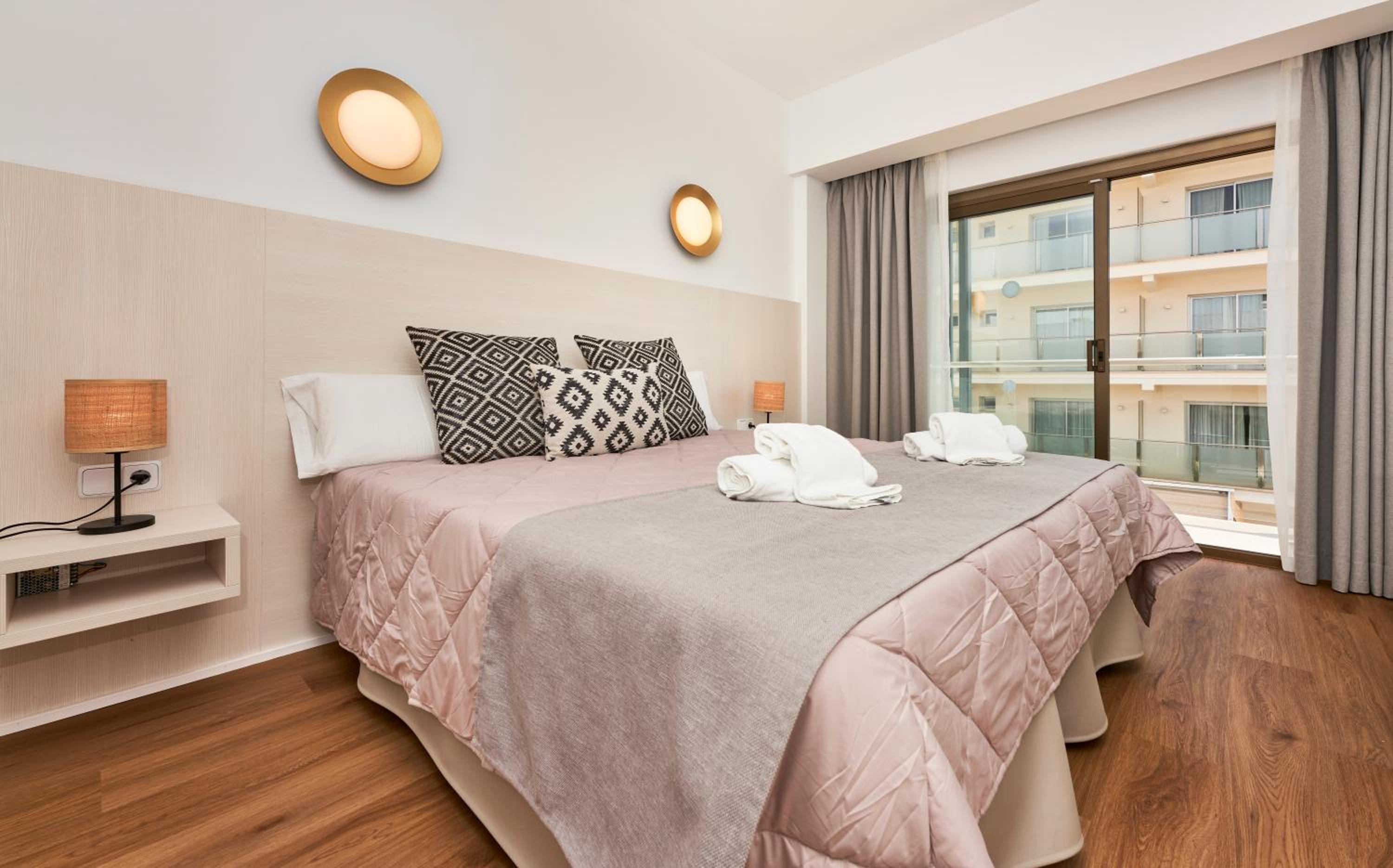 Flacalco Suites Aparthotel 11/50
