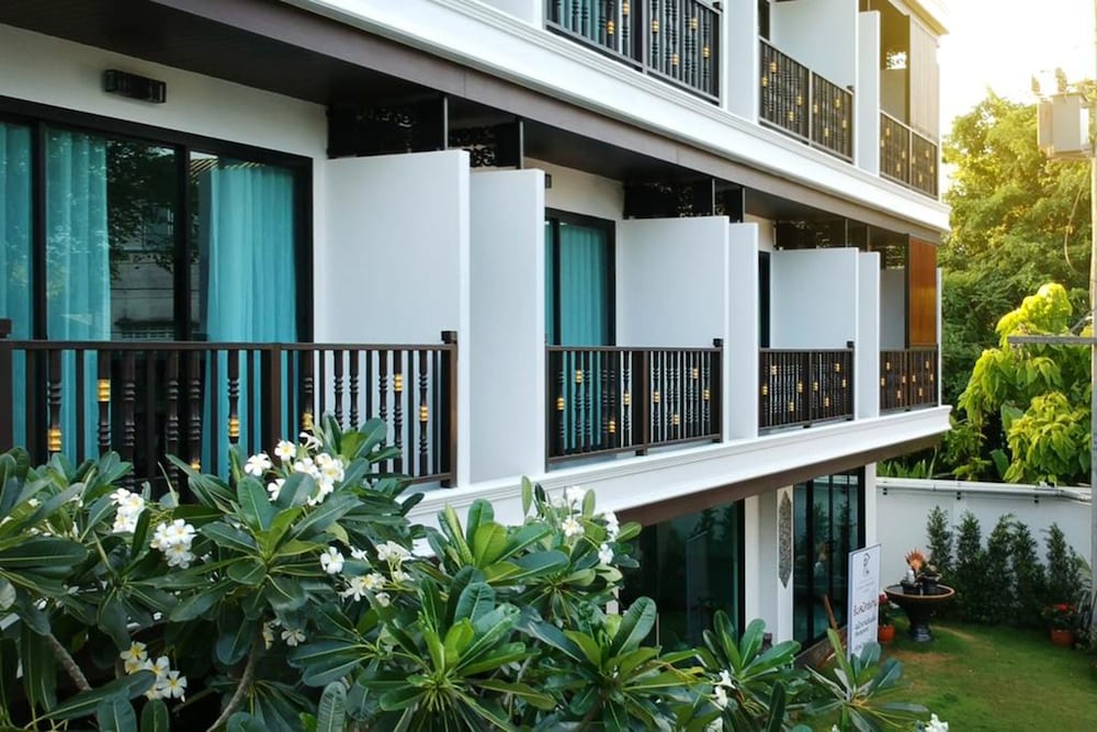 Patra Phrasing Boutique Hotel 5/50