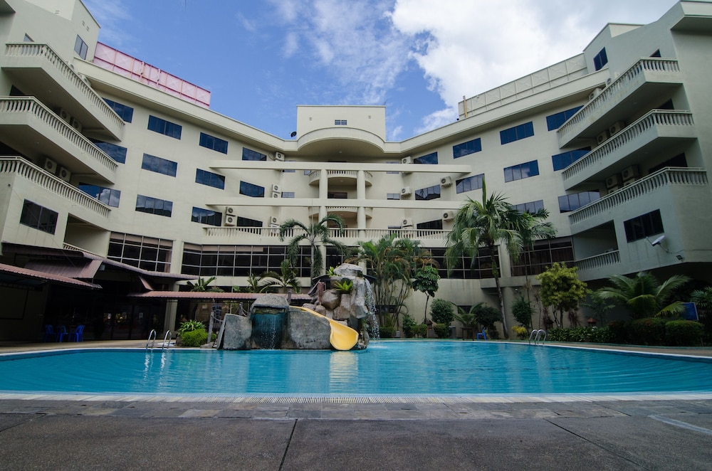 Coral Bay Resort 5/63