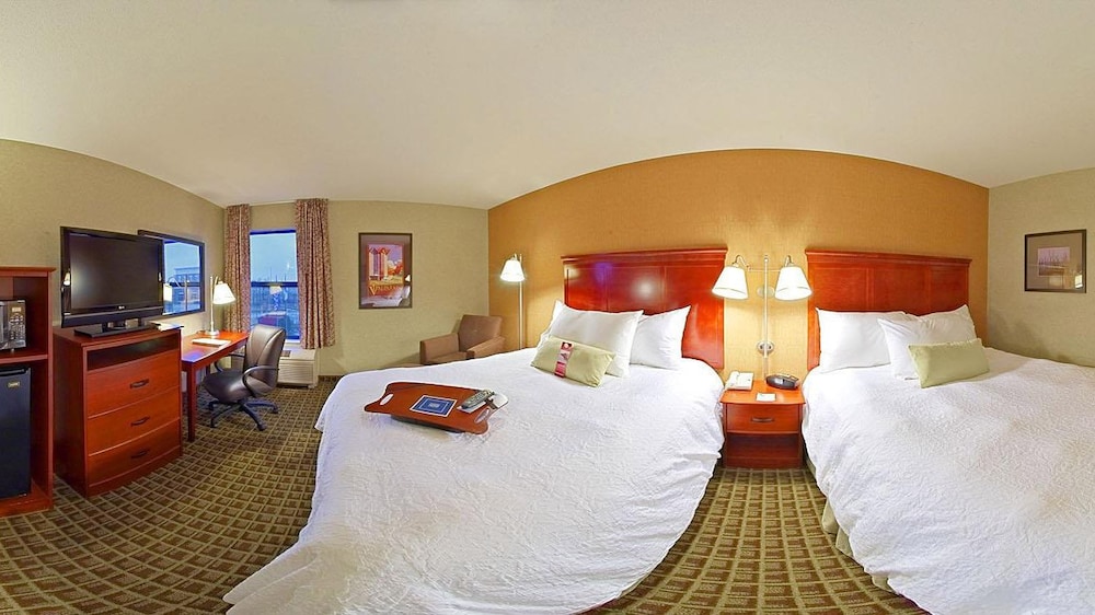 Hampton Inn & Suites Valparaiso 38/81