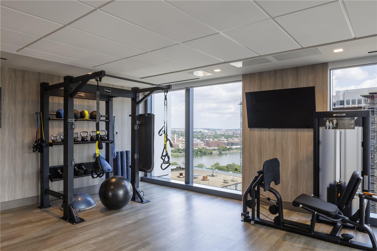 Hilton Arlington Rosslyn The Key 25/57