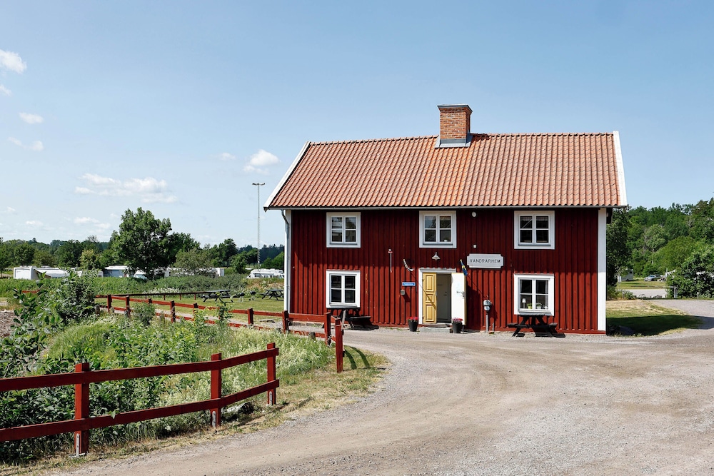 Skeppsdockans Camping & Vandrarhem 2/31