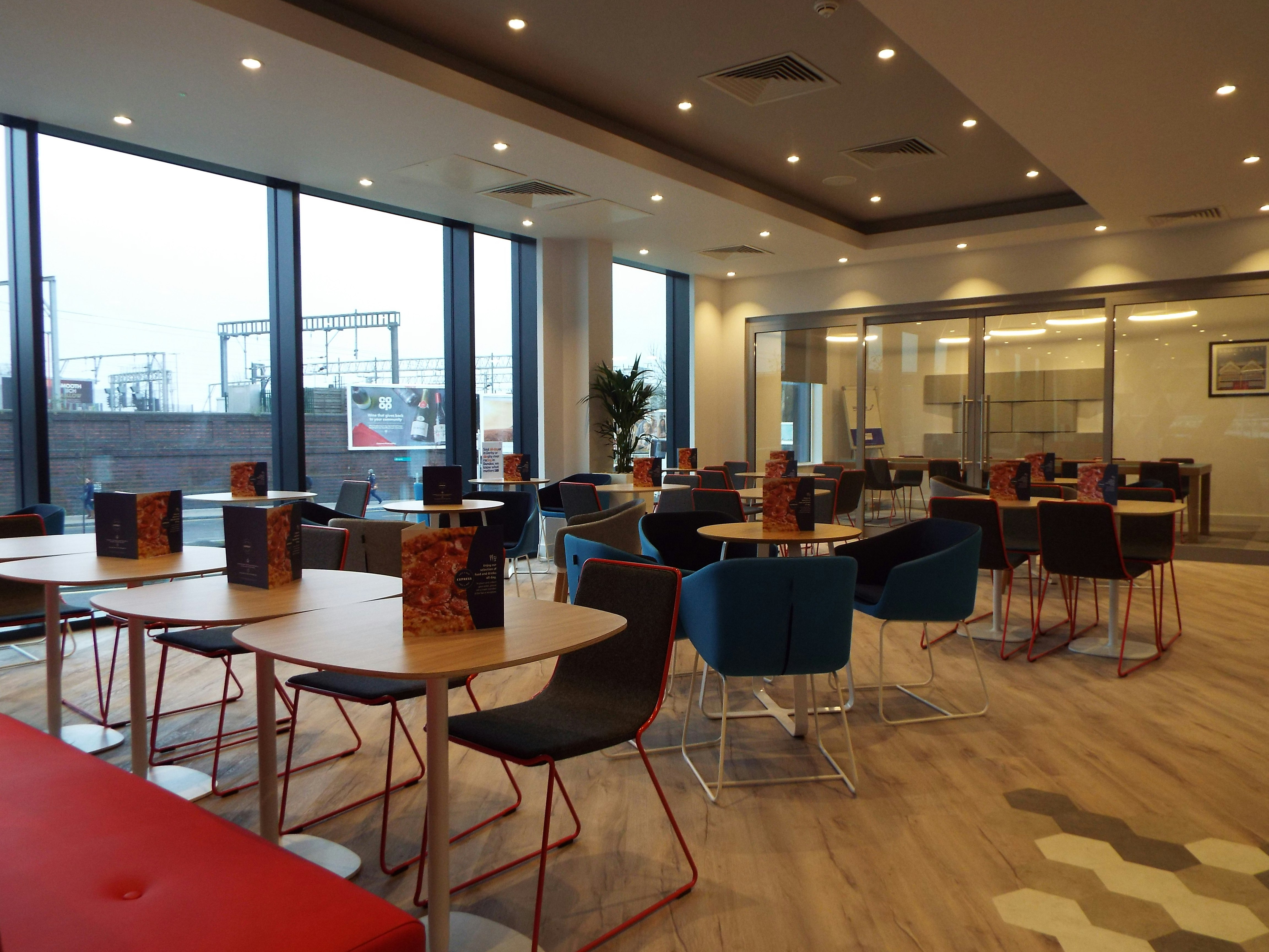 Holiday Inn Express Stockport 45/57