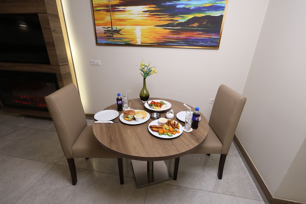 Ibiza hotel 35/50