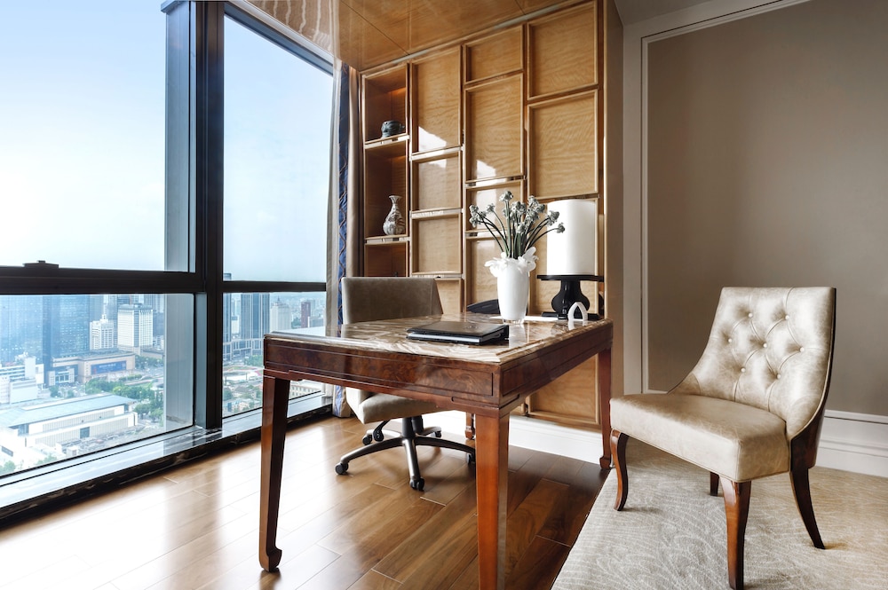 Ritz Carlton Chengdu 57/66