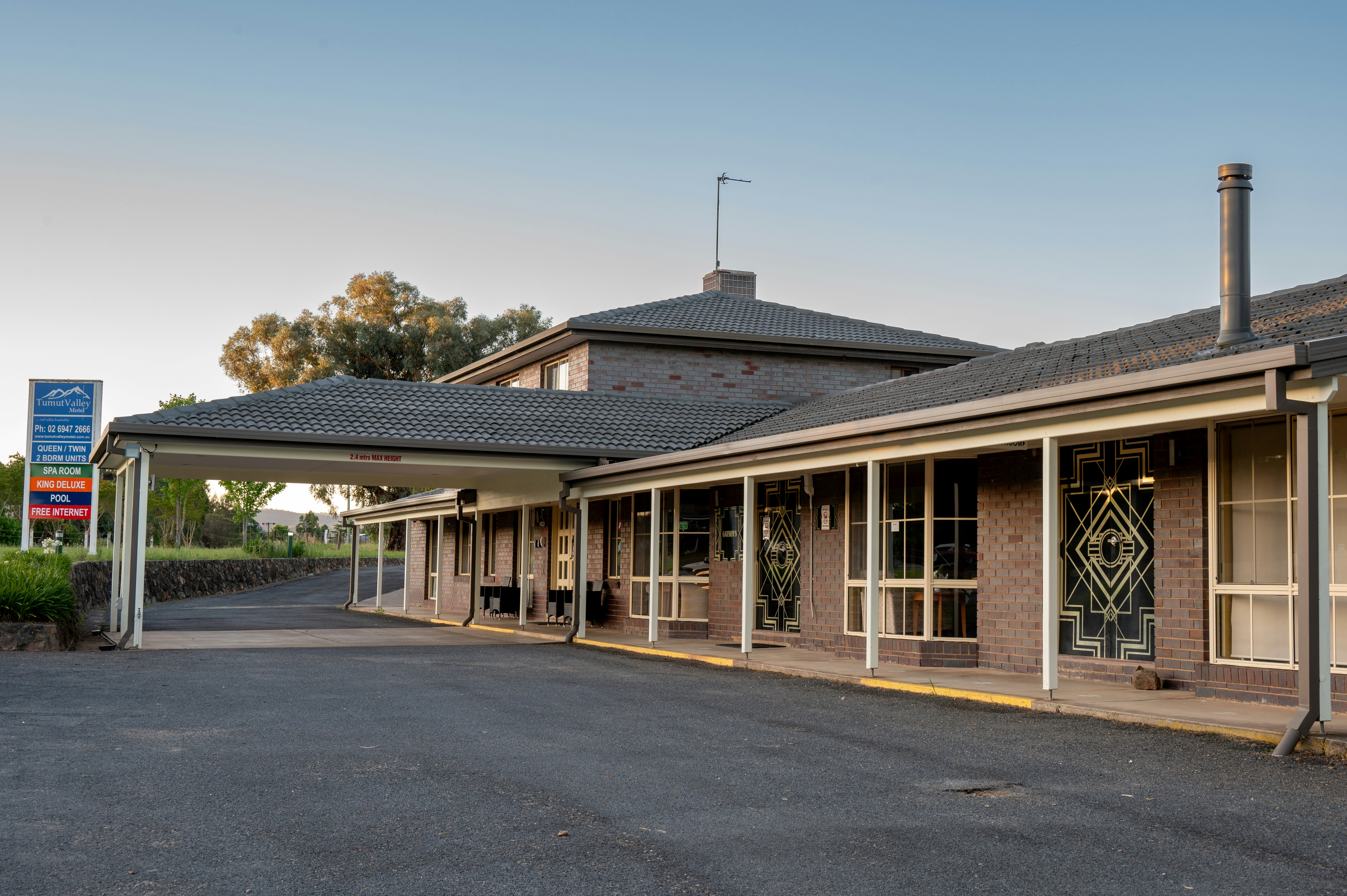 TUMUT VALLEY MOTEL 1/32