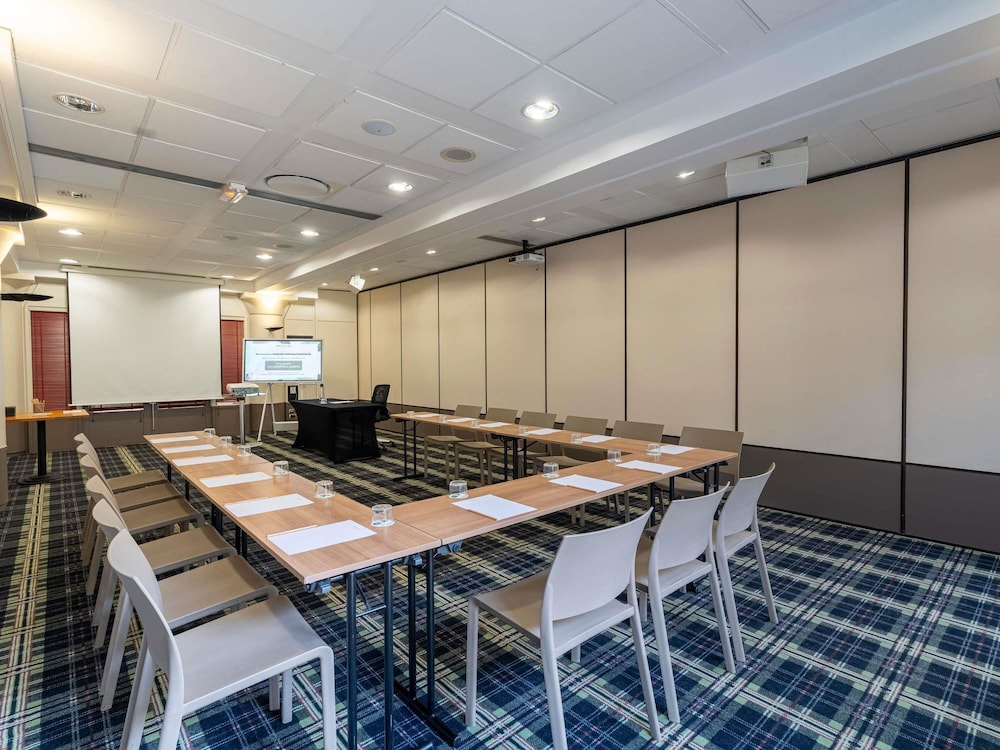Mercure Bordeaux Chateau Chartrons 42/48